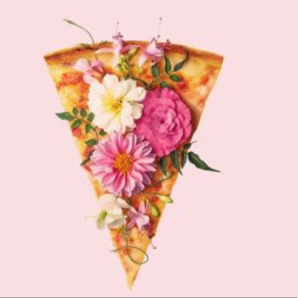 Meet your Posh ambassador , Amy - Picture 2 of 8